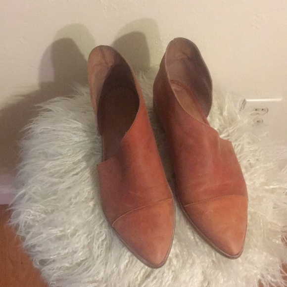 Free People Shoes - Free People Royale Leather Flat Sandal 38 7.5 8